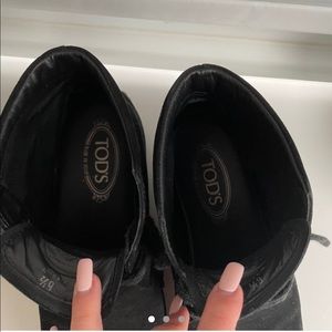 Tods suede shoes